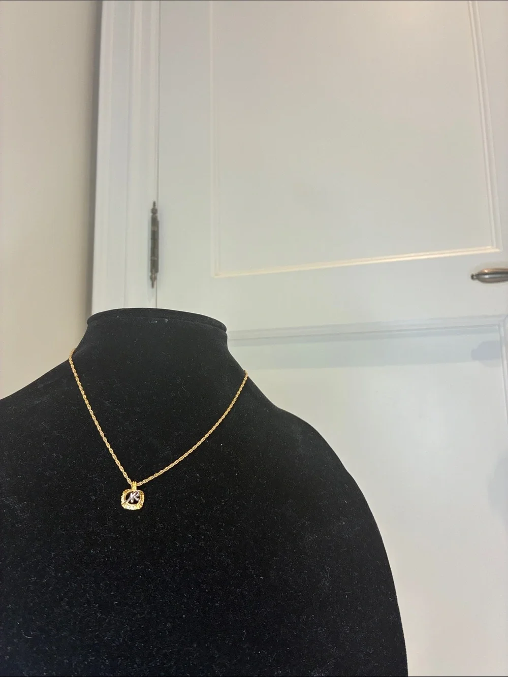 Nina Ricci logo heart pendant necklaces in two-tone gold rope chain Paris 👝 - Picture 5 of 8
